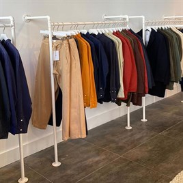 AskıTena Dekor Rustic Decor Design Tasarım Elbise Askısı Mağaza Askılığı Giyinme Odası Askılık