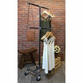 Tena Dekor Demir Boru Rustik Tasarım Mağaza Dekoru Elbise Askısı AskılığıAskıTena Dekor 2 Katlı Orta Mağaza Askısı Elbise Askılığı